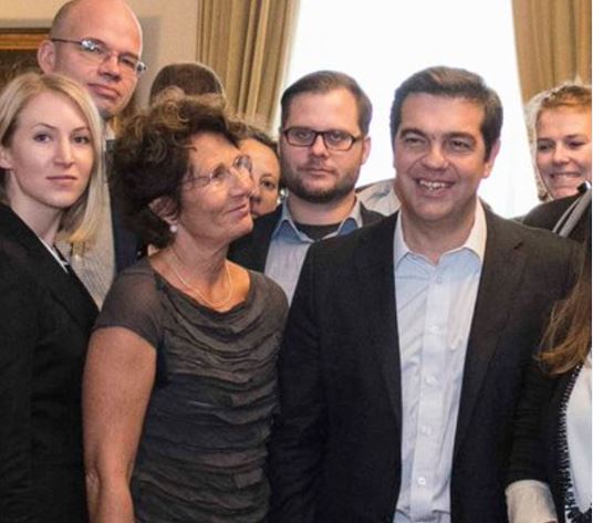 Η δημοσιογράφος που εντυπωσιάστηκε με τον Τσίπρα – ΦΩΤΟ