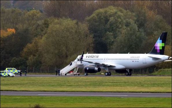 Συναγερμός στο αεροδρόμιο της Γλασκώβης – Αεροσκάφος έχασε την επαφή με τον πυργό ελέγχου – ΤΩΡΑ