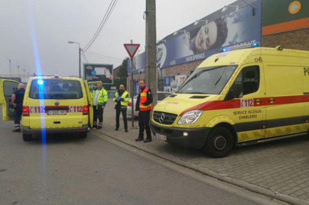 Πανικός σε εμπορικό κέντρο στο Βέλγιο από εισβολή ληστών