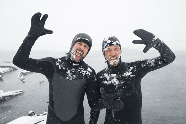 perierga.gr - Κάνοντας σερφ στη Σιβηρία!