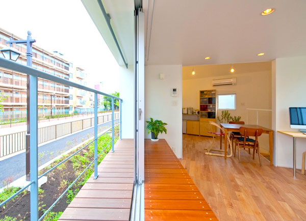 perierga.gr - Το πιο... στενό σπίτι που είδατε ποτέ! perierga.gr - Το πιο... στενό σπίτι που είδατε ποτέ!