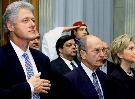 Η ιστορική ομιλία του Κωστή Στεφανόπουλου ενώπιον του Κλίντον – ΒΙΝΤΕΟ