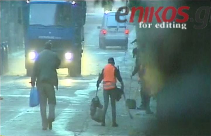 Η επόμενη μέρα μετά τα επεισόδια στο Πολυτεχνείο – ΒΙΝΤΕΟ