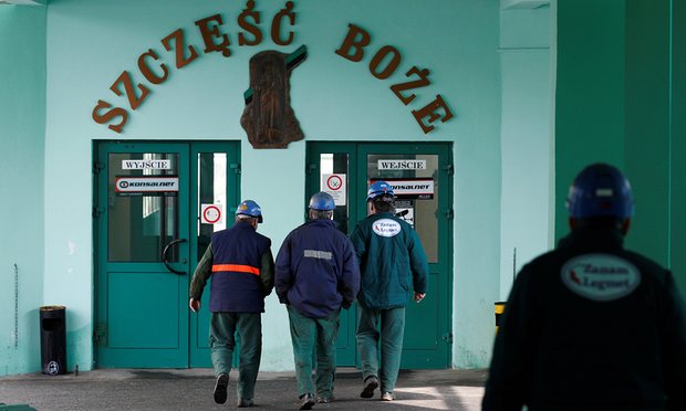 Πολωνία: Δύο νεκροί μεταλλωρύχοι και έξι αγνοούμενοι ύστερα από σεισμό