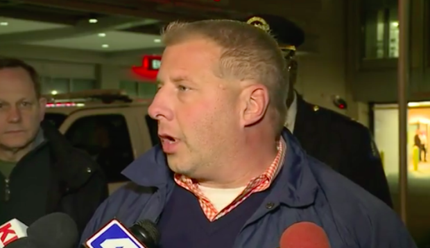 ΗΠΑ – Ενέδρες σε δύο αστυνομικούς με έναν νεκρό