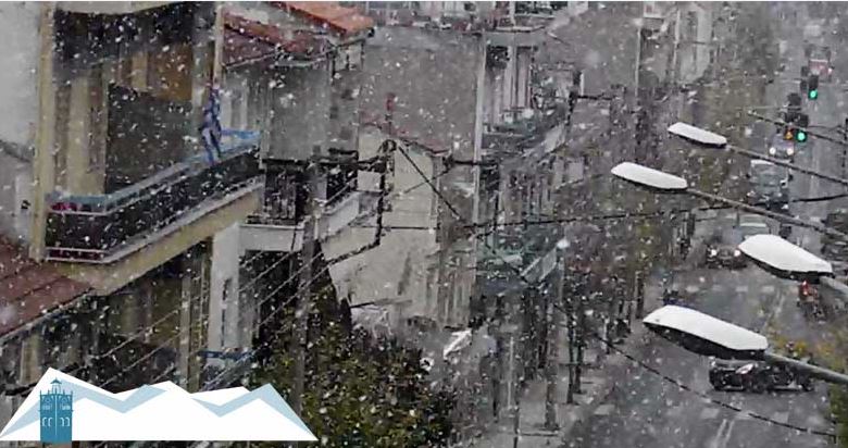 Χιονίζει στην Κοζάνη – ΦΩΤΟ – ΒΙΝΤΕΟ