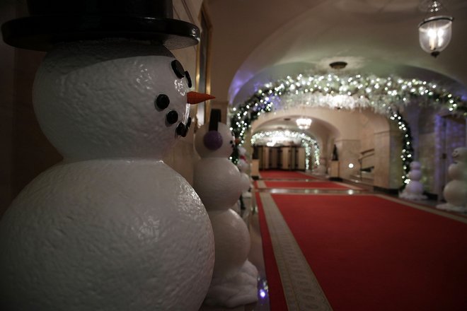 Δείτε την τελευταία χριστουγεννιάτικη διακόσμηση του Λευκού Οίκου απο την Μισέλ Ομπάμα – ΦΩΤΟ