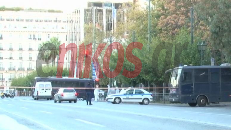 Νέες ΦΩΤΟ από τη γαλλική πρεσβεία – Κλειστές η Βασιλίσσης Σοφίας και η Ακαδημίας