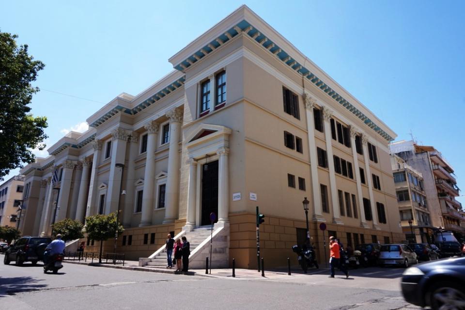 Πάτρα – Ελεύθεροι αφέθηκαν οι συλληφθέντες για τα επεισόδια στην πορεία του Πολυτεχνείου