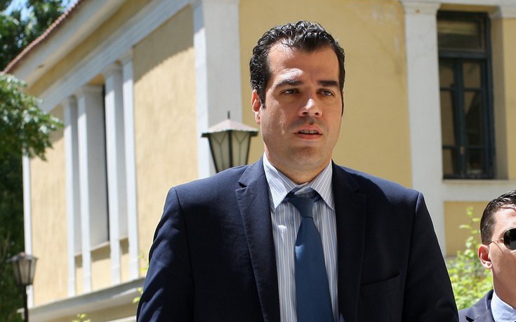 Τα πρώτα λόγια του Θάνου Πλεύρη στους φίλους του