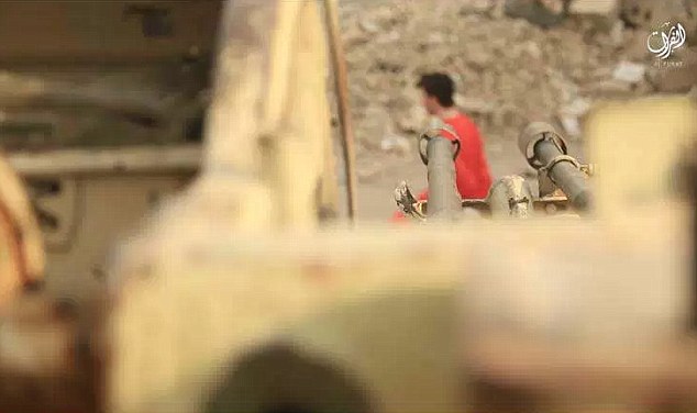 Νέα θηριωδία από τον ISIS – Εκτελούν ομήρους και πανηγυρίζουν – ΦΩΤΟ