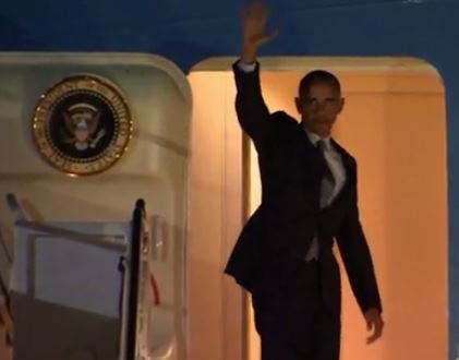 Η επιβίβαση του Ομπάμα στο Air Force One με προορισμό την Αθήνα – ΒΙΝΤΕΟ