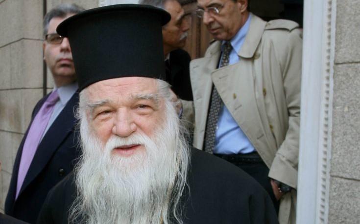 Νέο παραλήρημα Αμβρόσιου: Πρόσφυγες και Αριστερά απειλή για το έθνος