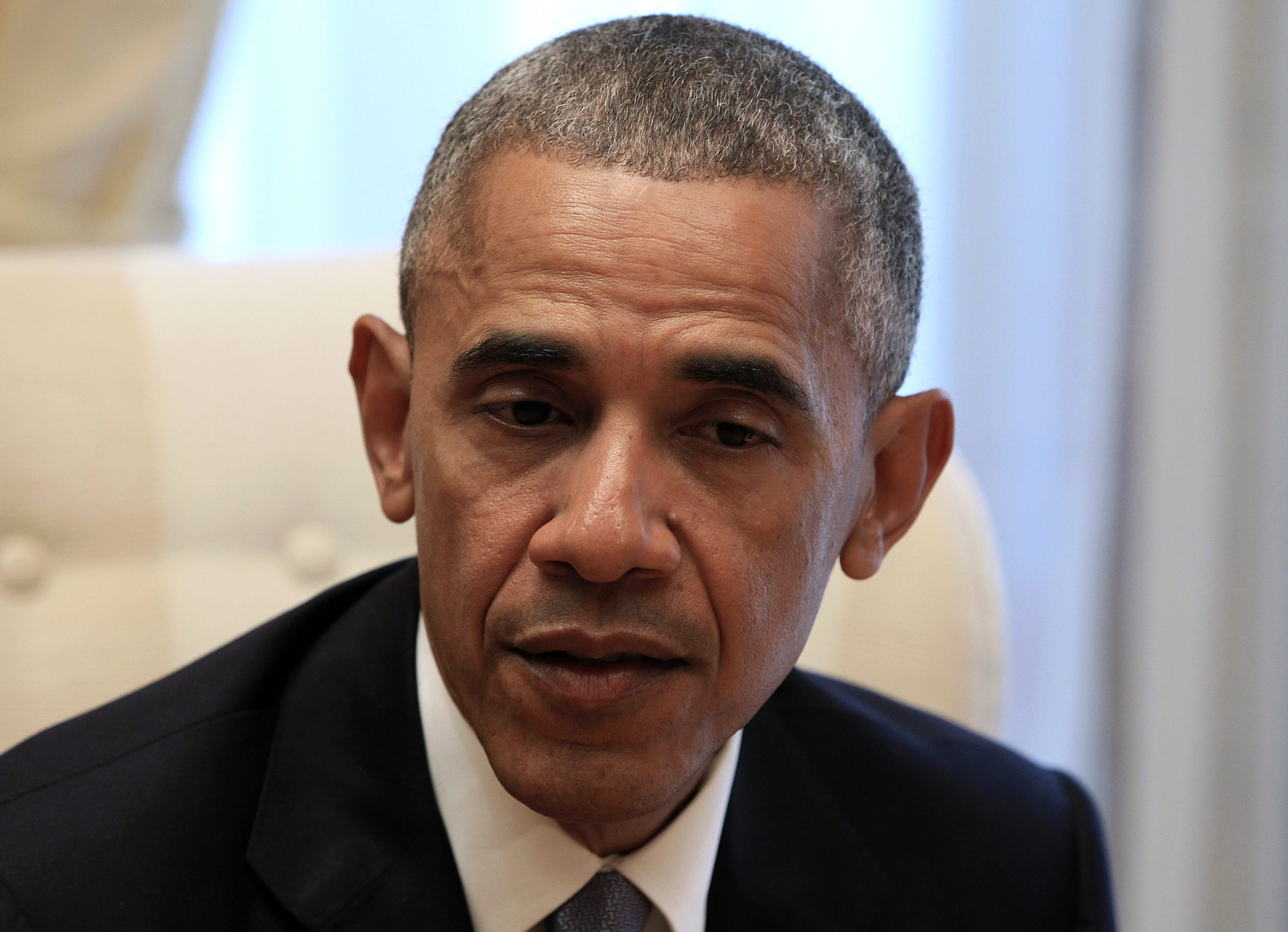 Η Bild για την επίσκεψη του Ομπάμα: Μόνο θερμά λόγια είχε στις… αποσκευές του