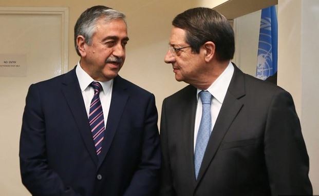 Με χαμηλές προσδοκίες ξεκινούν οι συνομιλίες Αναστασιάδη – Ακιντζί