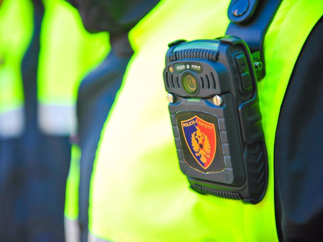 Οι Τούρκοι “ντύνουν” την αλβανική αστυνομία