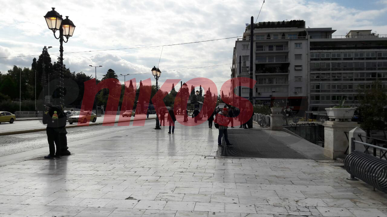 «Έρημη» πόλη η Αθήνα – ΦΩΤΟ