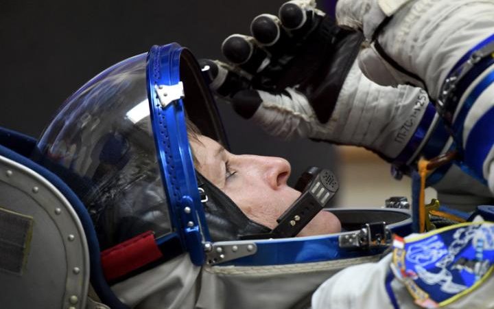 Αυτή είναι η μεγαλύτερη σε ηλικία γυναίκα αστροναύτης – ΦΩΤΟ