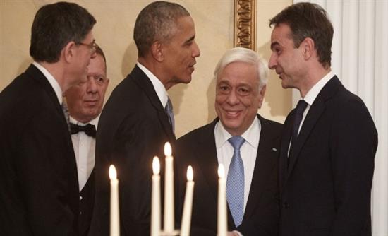 Το τετ α τετ και η θερμή χειραψία Μητσοτάκη-Ομπάμα – ΦΩΤΟ