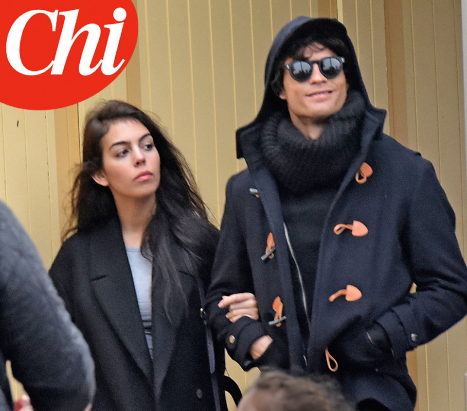 Ο Ρονάλντο βγήκε βόλτα στο Παρίσι με… περούκα και το νέο του αμόρε – ΦΩΤΟ