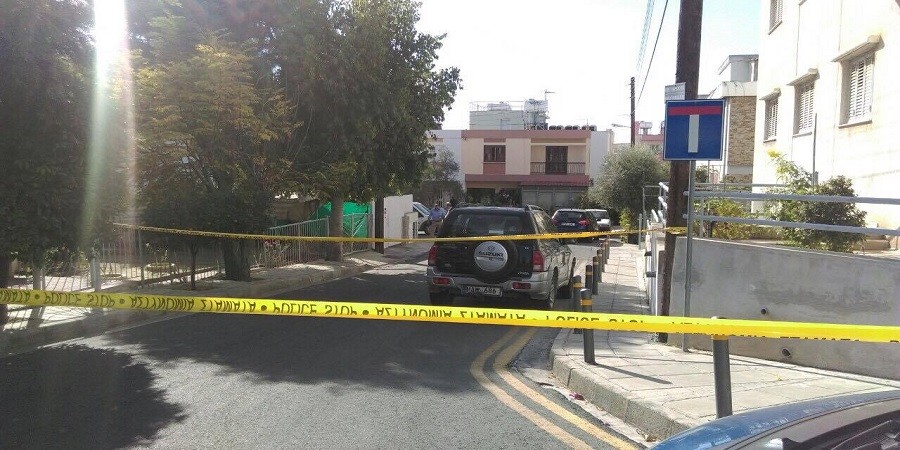 Μαχαίρωσε τη μητέρα του και παραδόθηκε – ΦΩΤΟ