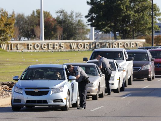 ΗΠΑ: Νεκρός βρέθηκε ο ύποπτος για τη δολοφονική επίθεση στο αεροδρόμιο της Οκλαχόμα