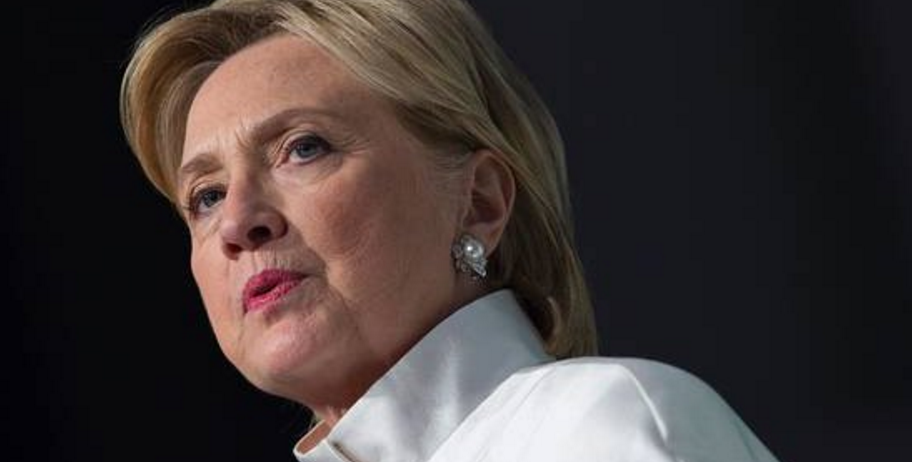 Η συγκινημένη Χίλαρι Κλίντον για τον Τραμπ: “Του χρωστάμε μια ευκαιρία να ηγηθεί’ – ΒΙΝΤΕΟ