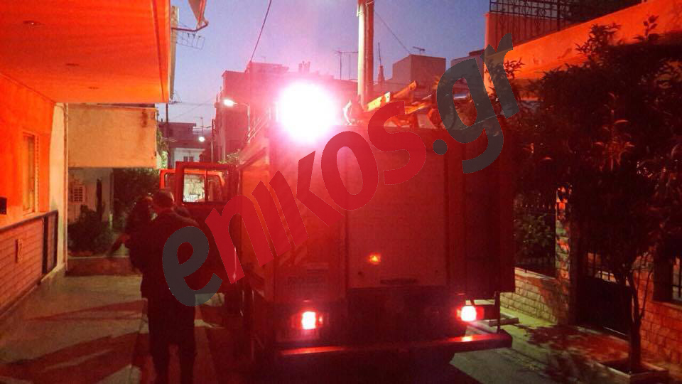 ΦΩΤΟ από τη φωτιά στο διαμέρισμα στο Μαρούσι – ΤΩΡΑ