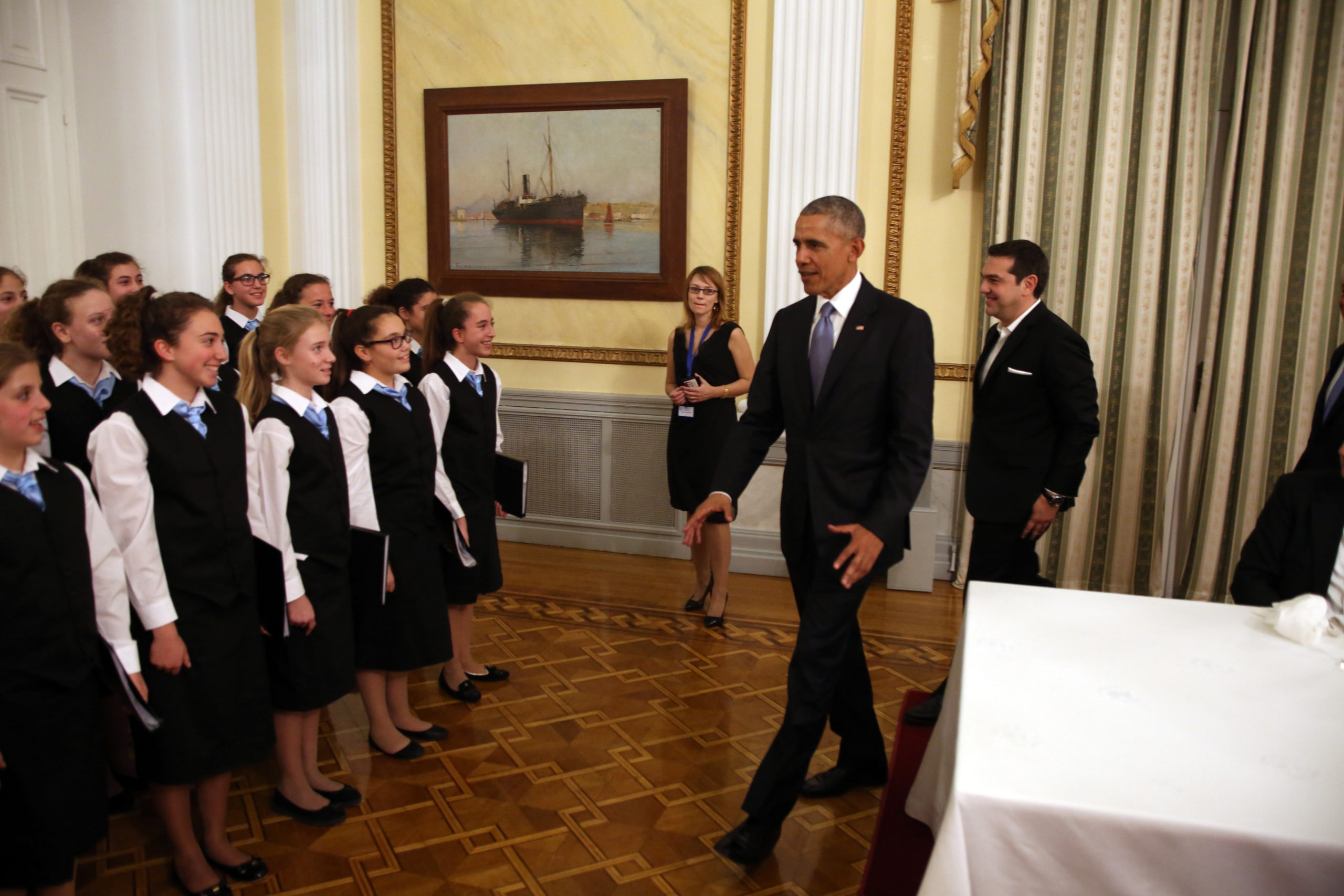Το ΒΙΝΤΕΟ από το δείπνο στο Προεδρικό Μέγαρο που ανέβασε ο φωτογράφος του Ομπάμα