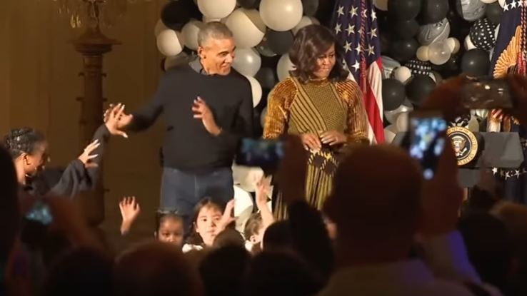 Ο Μπαράκ και η Μισέλ Ομπάμα χορεύουν το “Thriller” του Μάικλ Τζάκσον – ΒΙΝΤΕΟ