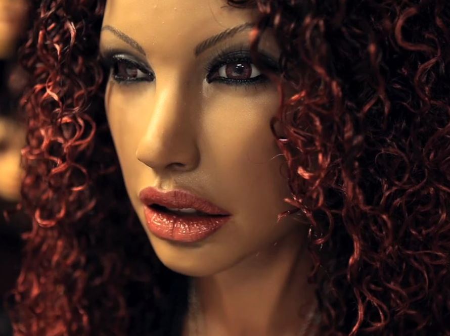 Πληρώνουν χιλιάδες ευρώ για τα ρομπότ της “ηδονής”