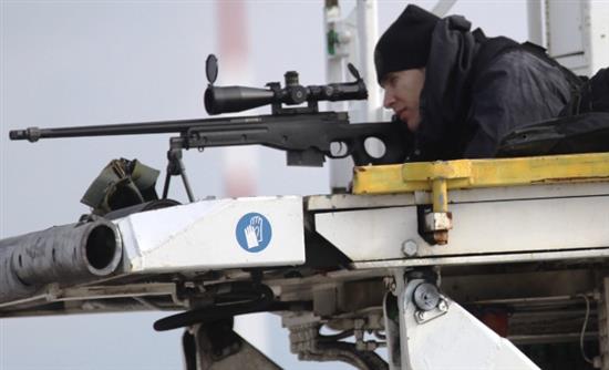 Επίσκεψη Ομπάμα: Με το δάχτυλο στη σκανδάλη οι «Ράμπο» – ΦΩΤΟ