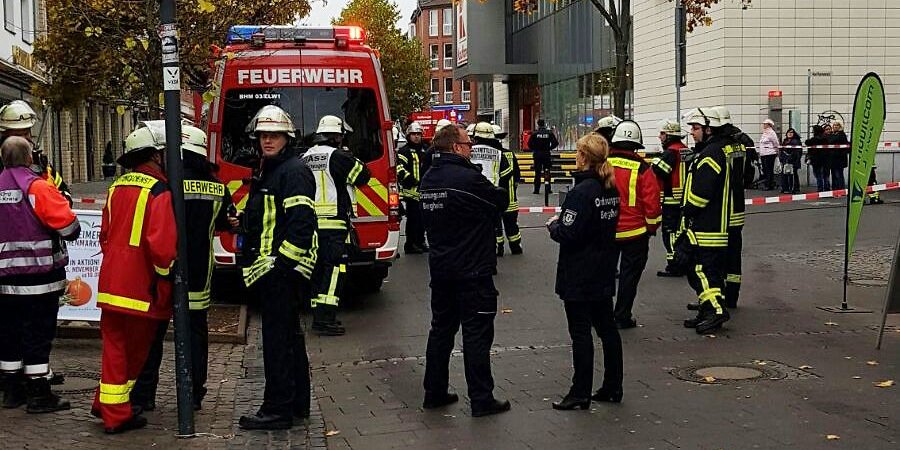 Εκκενώθηκε ταχυδρομείο στη γερμανική πόλη Bergheim- Εντοπίστηκε ύποπτη σκόνη σε φάκελο – ΤΩΡΑ