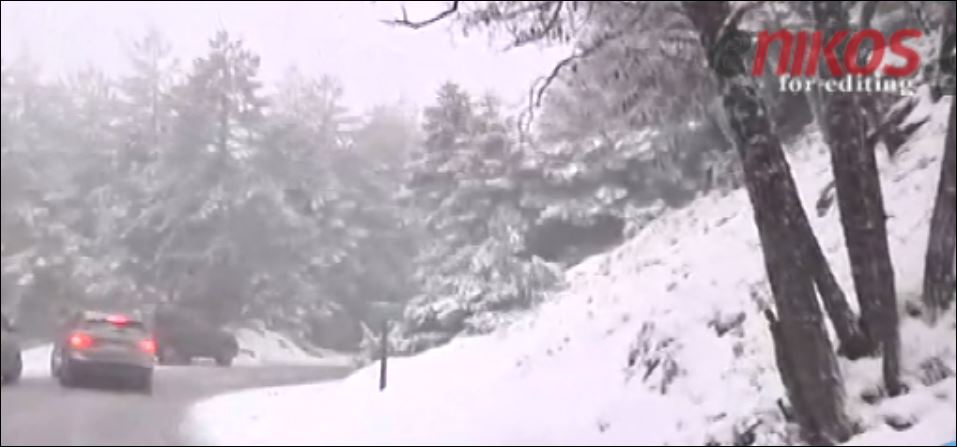 Στα λευκά η Πάρνηθα – ΒΙΝΤΕΟ