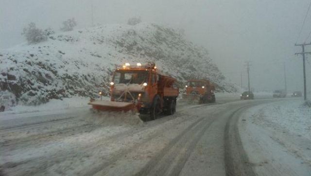 Χειμωνιάτικο σκηνικό σε ολόκληρη τη χώρα – Πού θα χιονίσει την Τετάρτη