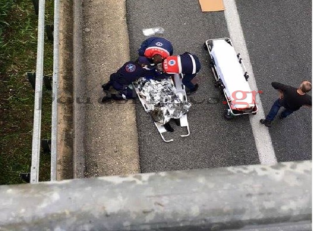 Πάτρα – Νεαρός έπεσε στο κενό από γέφυρα – ΦΩΤΟ