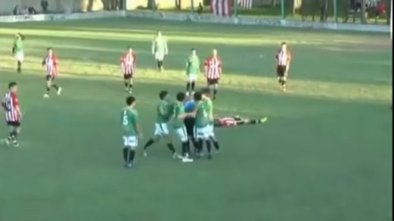 Ποδοσφαιριστής σκότωσε διαιτητή με μια γροθιά στο Μεξικό – ΒΙΝΤΕΟ