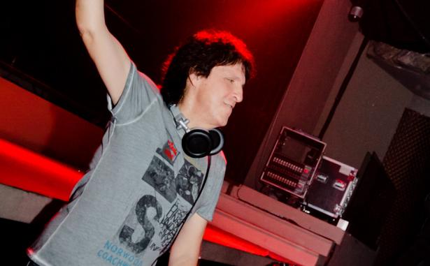 Ο Τσαουσόπουλος για τη σπείρα με τις Φεράρι: Μου πέταγαν πέτρες καθώς έφευγαν