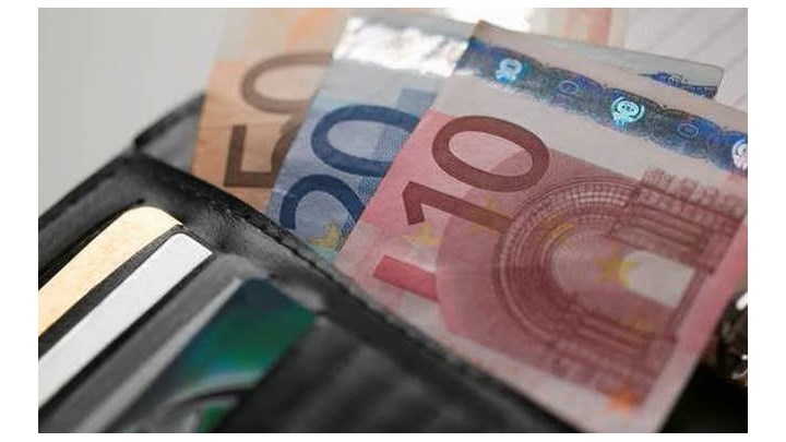 Πότε θα πληρωθούν εκκρεμείς συντάξεις και εφάπαξ