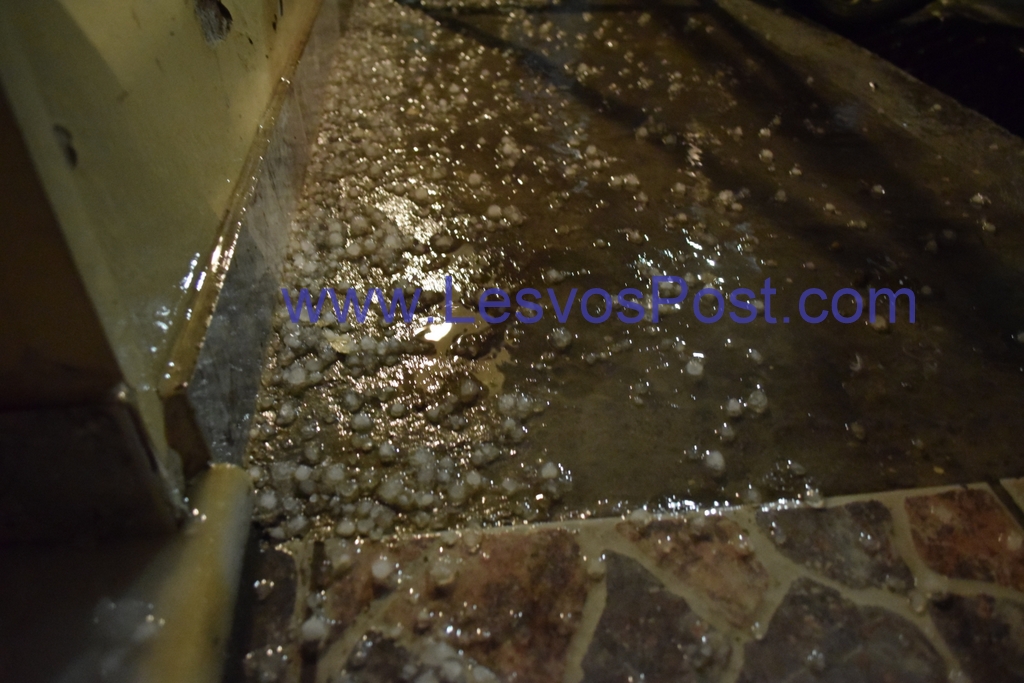 Ισχυρή χαλαζόπτωση έπληξε την Μυτιλήνη – ΒΙΝΤΕΟ