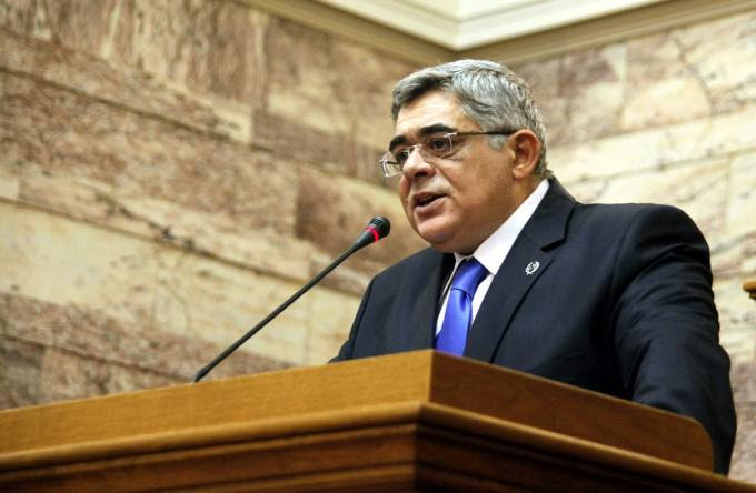 Ο Μιχαλολιάκος συγχαίρει τον Τραμπ