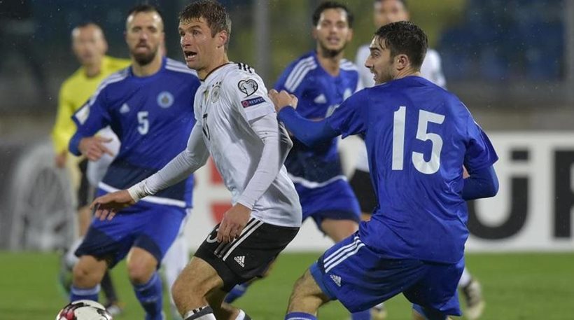 Η απάντηση του Σαν Μαρίνο στον Μίλερ: Πάντα θα φοράτε λευκή κάλτσα με πέδιλο