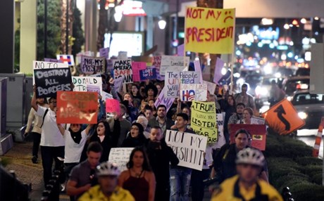 ΗΠΑ – Πέμπτη μέρα διαδηλώσεων κατά του Τραμπ