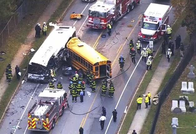 Έξι νεκροί από σύγκρουση λεωφορείων στη Βαλτιμόρη – ΒΙΝΤΕΟ