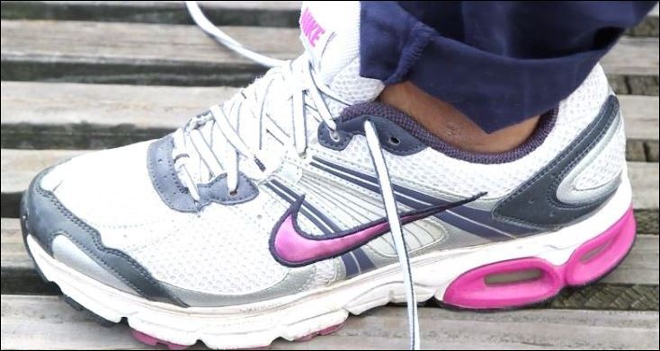 Γιατί υπάρχει η επιπλέον τρύπα για τα κορδόνια των αθλητικών παπουτσιών; – ΒΙΝΤΕΟ