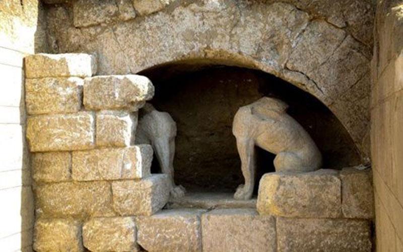 Εντοπίστηκε και νέο μνημείο στον λόφο Καστά στην Αμφίπολη