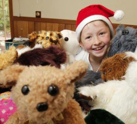 Συγκινεί ο 12χρονος που φτιάχνει παιχνίδια για άρρωστα παιδιά – ΒΙΝΤΕΟ