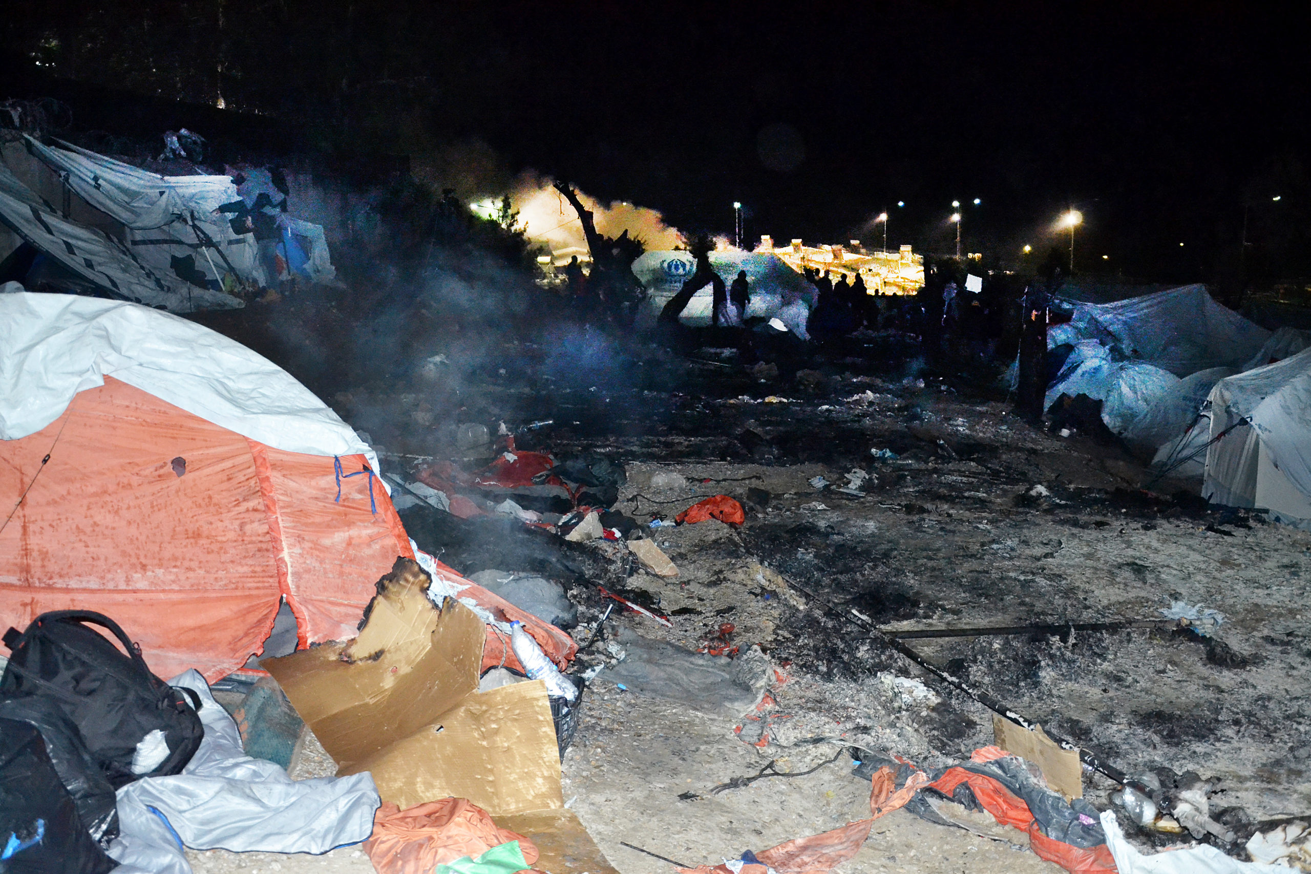 Εικόνες καταστροφής από την τραγωδία στη Μόρια – ΦΩΤΟ