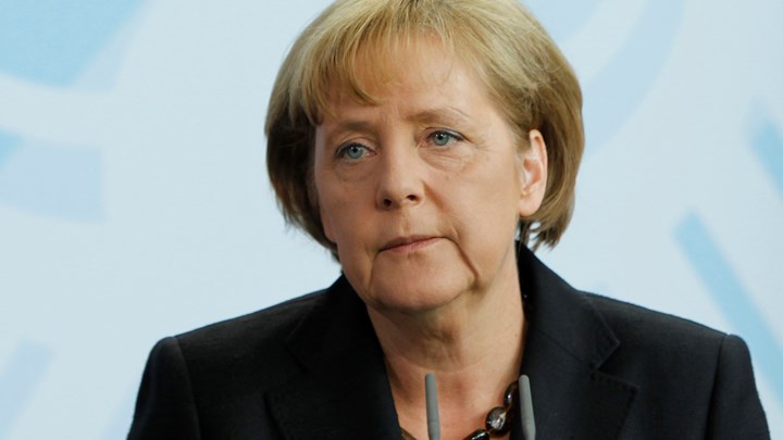Η Μέρκελ προετοιμάζει τους Γερμανούς για “δύσκολους καιρούς”