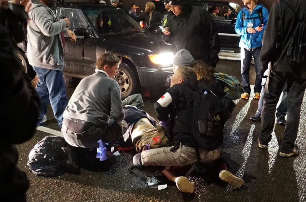 Πυροβόλησαν διαδηλωτή στο Πόρτλαντ σε πορεία κατά του Τραμπ – ΦΩΤΟ – ΒΙΝΤΕΟ